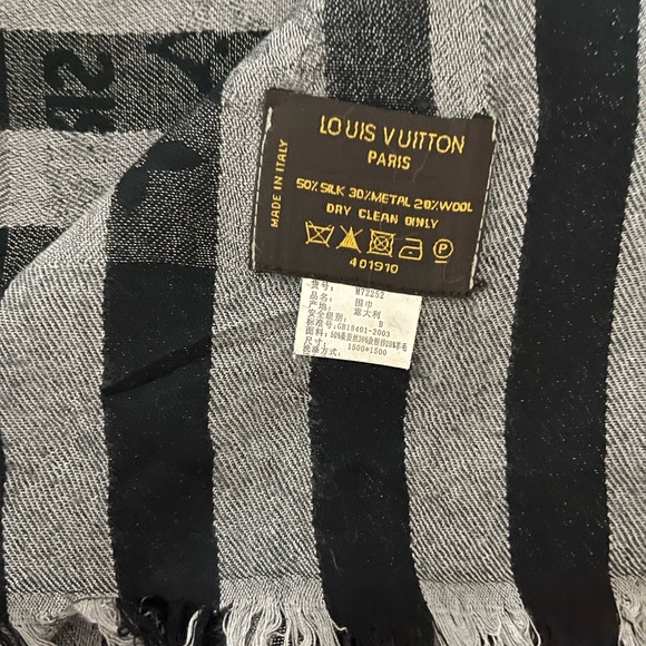 Louis Vuitton Monogram Striped Wrap/Shawl Scarf. - Picture 9 of 15